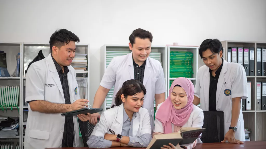 Spesialis Kedokteran Keluarga Layanan Primer
